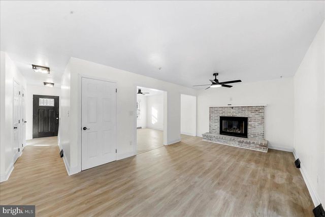 1001 WEIBLE DR, Coatesville, PA 19320