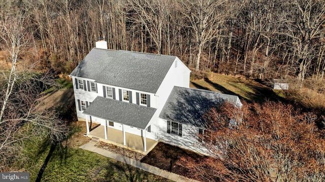 1001 WEIBLE DR, Coatesville, PA 19320