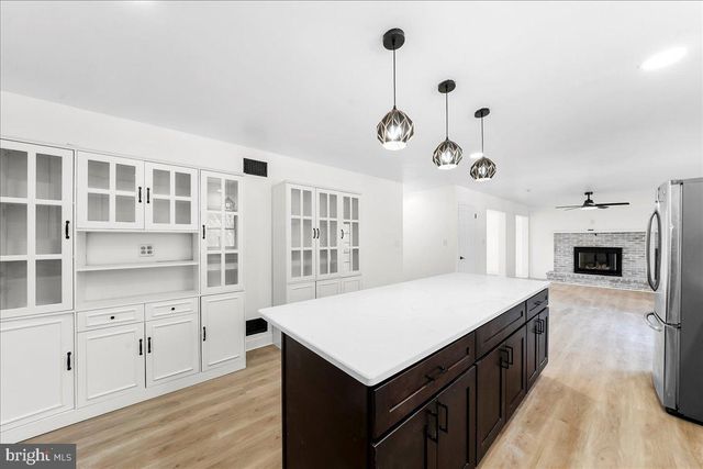 1001 WEIBLE DR, Coatesville, PA 19320