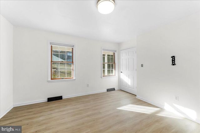 1001 WEIBLE DR, Coatesville, PA 19320