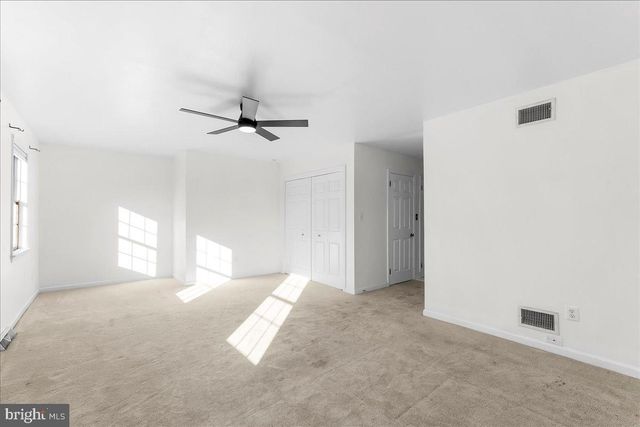 1001 WEIBLE DR, Coatesville, PA 19320