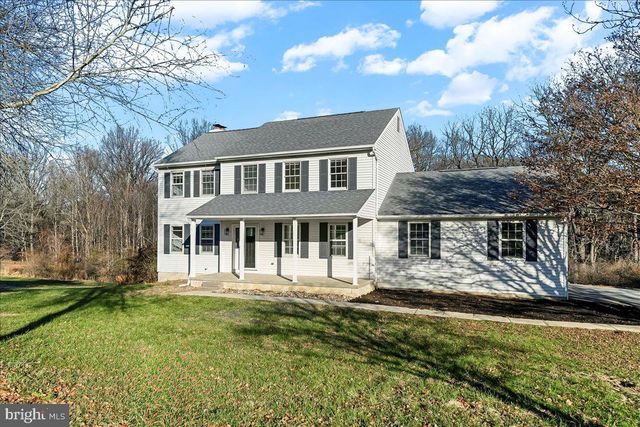 1001 WEIBLE DR, Coatesville, PA 19320