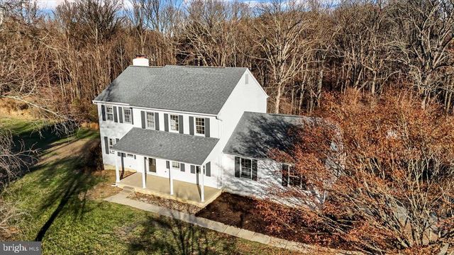 1001 WEIBLE DR, Coatesville, PA 19320