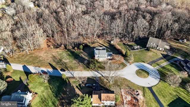 1001 WEIBLE DR, Coatesville, PA 19320