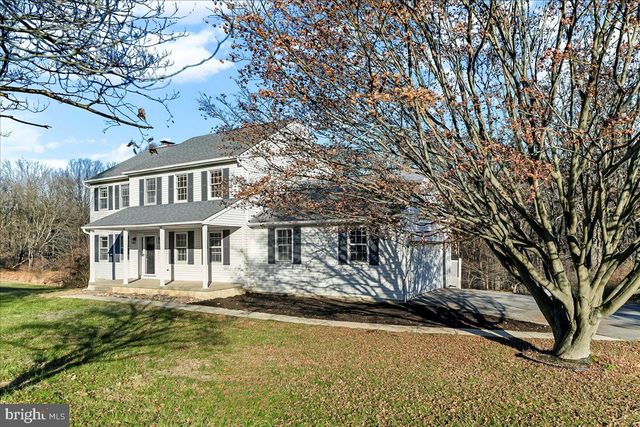 1001 WEIBLE DR, Coatesville, PA 19320