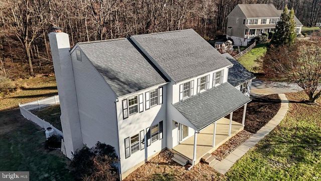 1001 WEIBLE DR, Coatesville, PA 19320