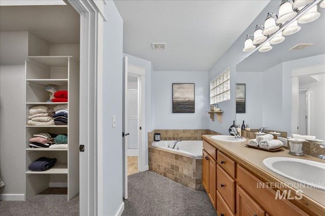 6113 S Roaring River Ave., Boise, ID 83709