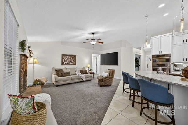 6113 S Roaring River Ave., Boise, ID 83709