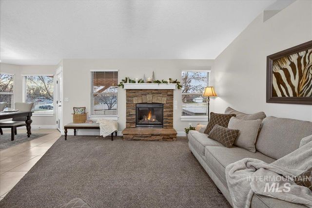 6113 S Roaring River Ave., Boise, ID 83709