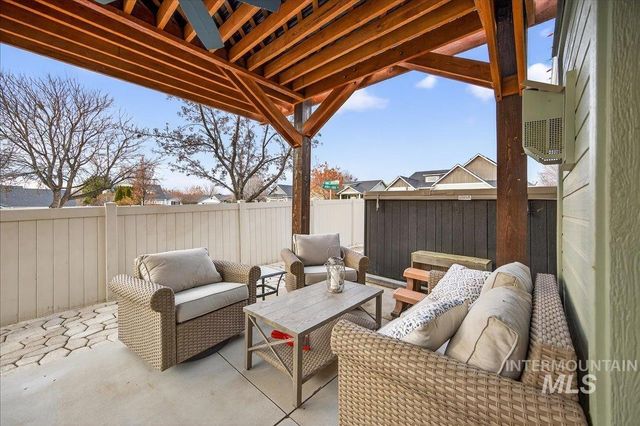 6113 S Roaring River Ave., Boise, ID 83709