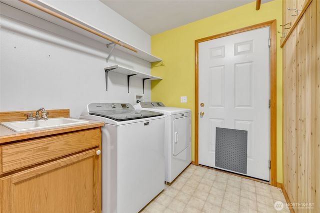181 Duke Drive, Sequim, WA 98382