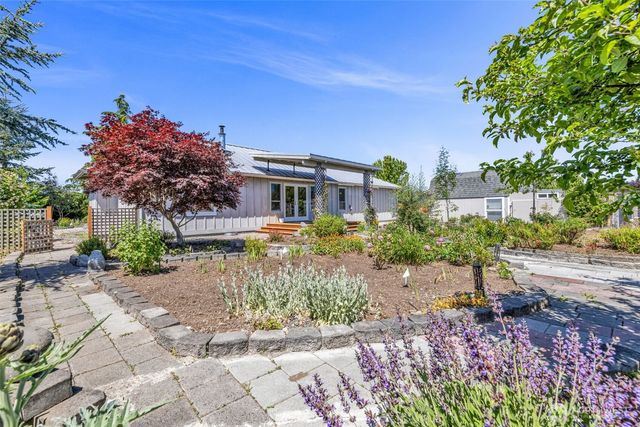 181 Duke Drive, Sequim, WA 98382