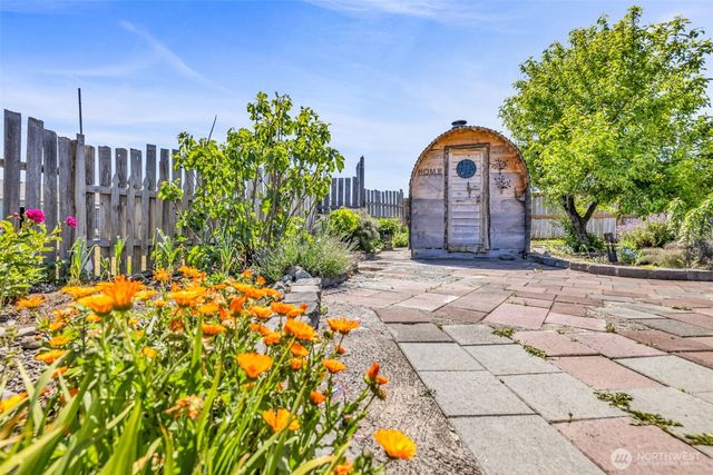 181 Duke Drive, Sequim, WA 98382