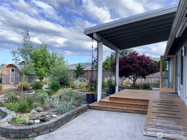 181 Duke Drive, Sequim, WA 98382