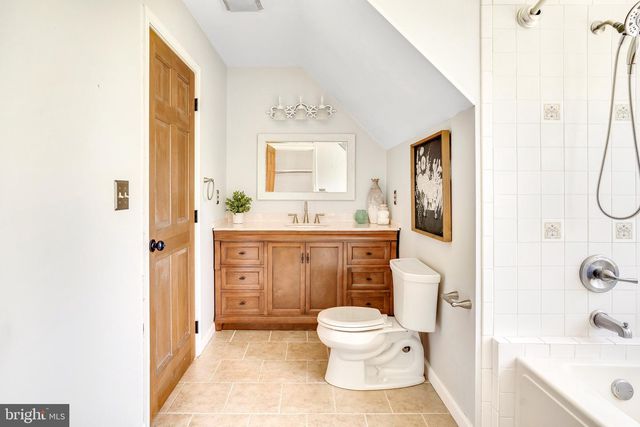 127 COOL GLEN CIR, Harpers Ferry, WV 25425