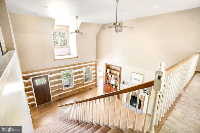 127 COOL GLEN CIR, Harpers Ferry, WV 25425