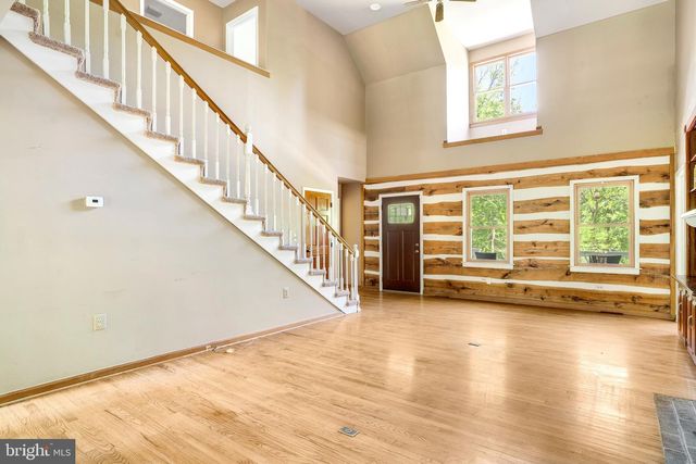 127 COOL GLEN CIR, Harpers Ferry, WV 25425