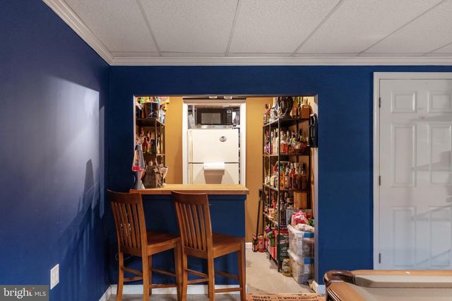 127 COOL GLEN CIR, Harpers Ferry, WV 25425