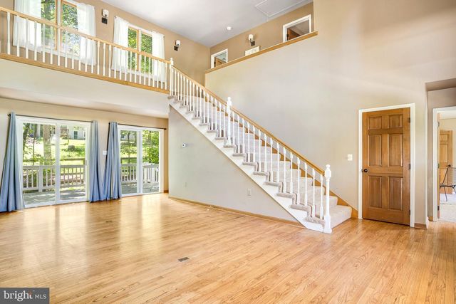 127 COOL GLEN CIR, Harpers Ferry, WV 25425