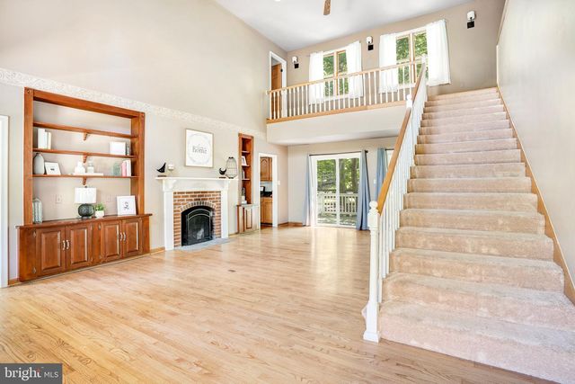 127 COOL GLEN CIR, Harpers Ferry, WV 25425