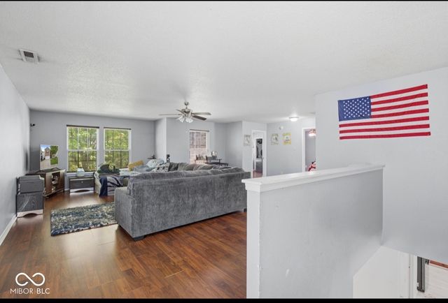 2951 Hearthside Drive, Greenwood, IN 46143