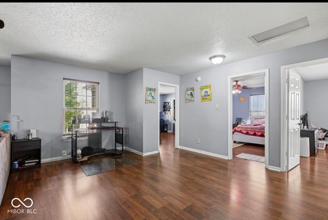 2951 Hearthside Drive, Greenwood, IN 46143