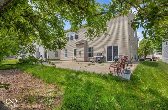 2951 Hearthside Drive, Greenwood, IN 46143