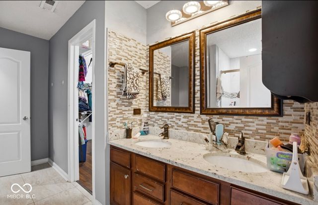 2951 Hearthside Drive, Greenwood, IN 46143
