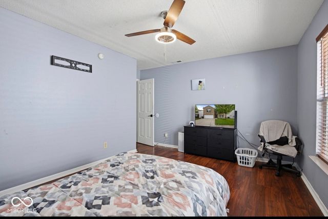 2951 Hearthside Drive, Greenwood, IN 46143