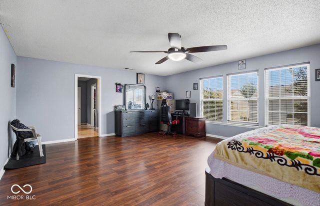 2951 Hearthside Drive, Greenwood, IN 46143