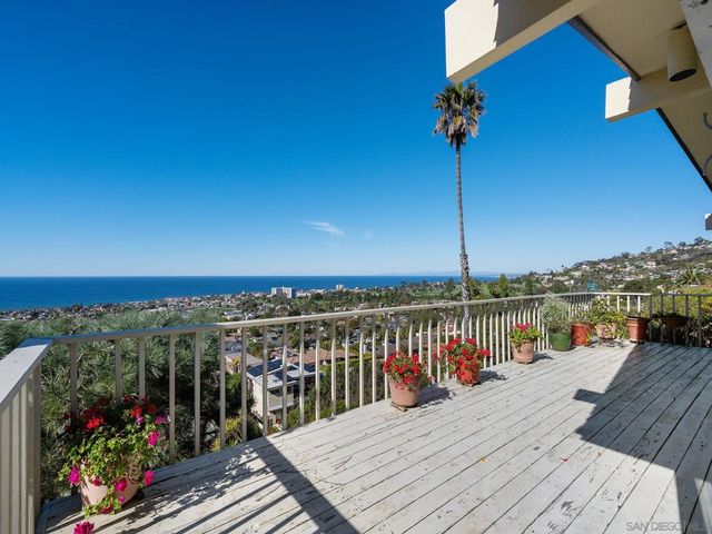 6424 El Camino Del Teatro, La Jolla, CA 92037