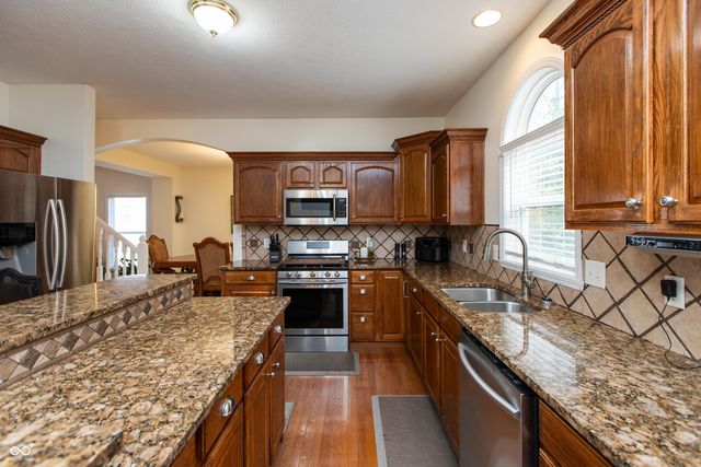 7818 Fawnwood Drive, Indianapolis, IN 46278