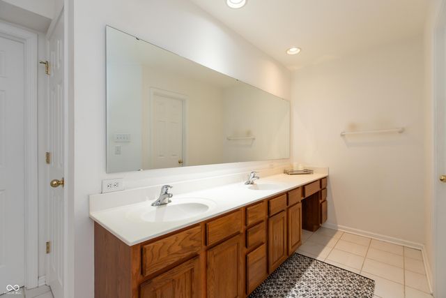 7818 Fawnwood Drive, Indianapolis, IN 46278