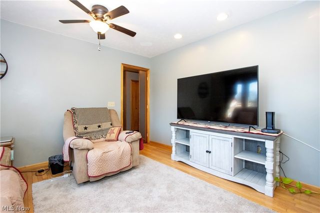 4990 Chippewa Road, Medina, OH 44256