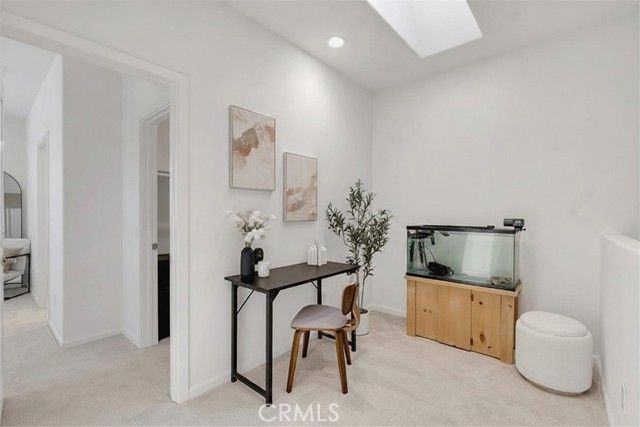 14902 W Navarre, Sylmar (los Angeles), CA 91342