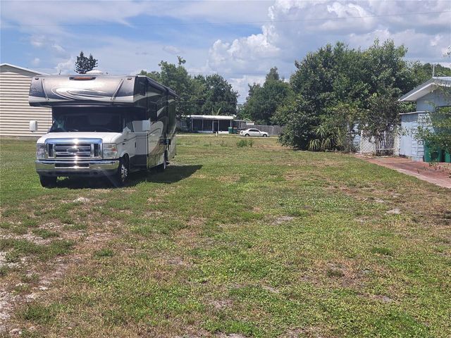 11192 3RD AVENUE, Punta Gorda, FL 33955