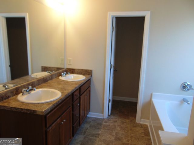 1320 Napa Valley Drive, Lawrenceville, GA 30045