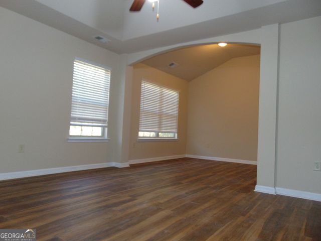 1320 Napa Valley Drive, Lawrenceville, GA 30045