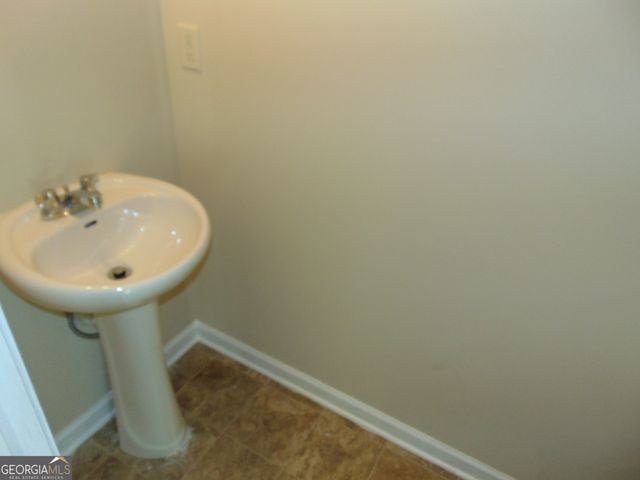 1320 Napa Valley Drive, Lawrenceville, GA 30045