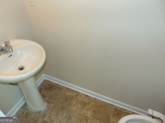 1320 Napa Valley Drive, Lawrenceville, GA 30045