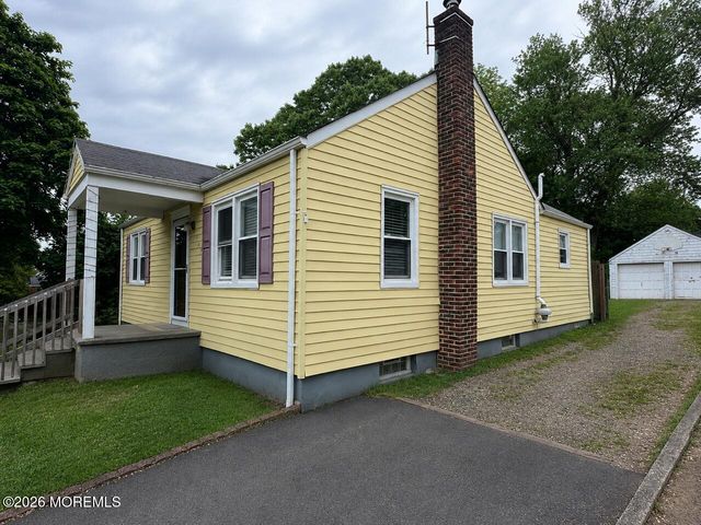 107 Clinton Place, Tinton Falls, NJ 07724