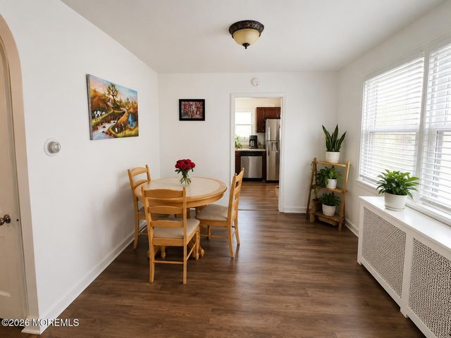 107 Clinton Place, Tinton Falls, NJ 07724