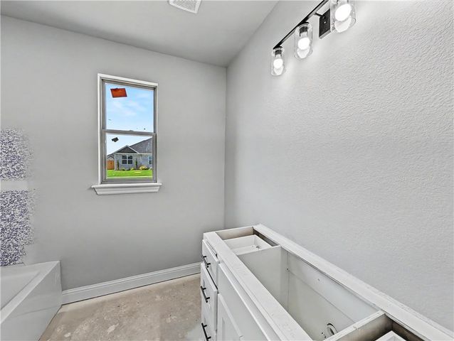 4749 Cowboy Street, Springdale, AR 72762