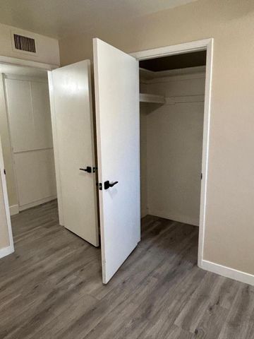 726 E 3rd Avenue, Mesa, AZ 85204