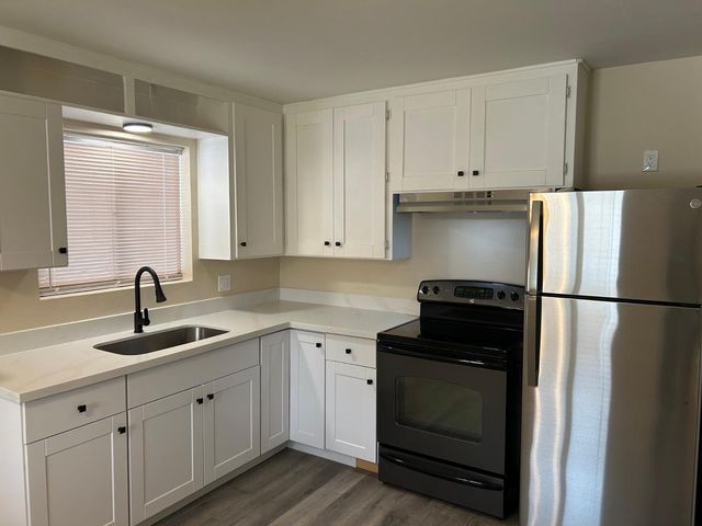 726 E 3rd Avenue, Mesa, AZ 85204