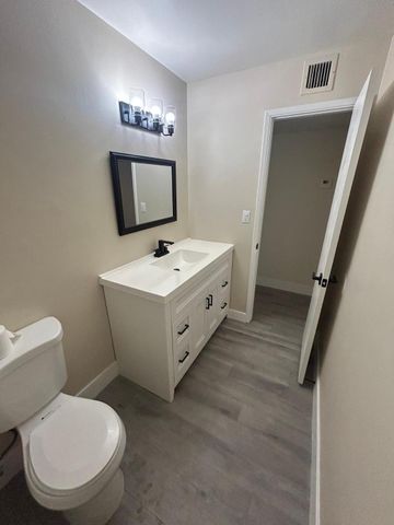 726 E 3rd Avenue, Mesa, AZ 85204