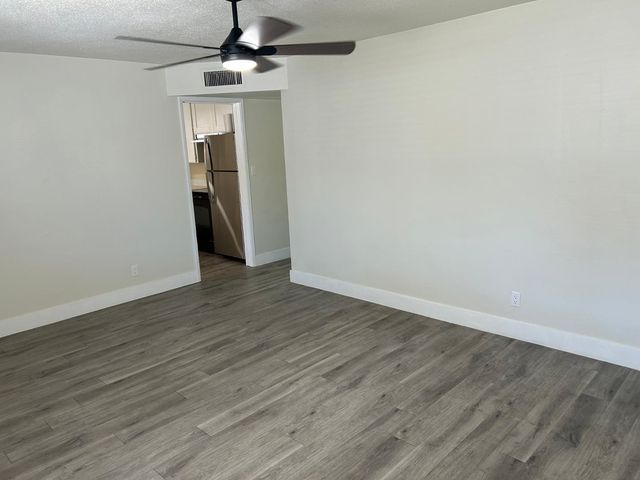 726 E 3rd Avenue, Mesa, AZ 85204