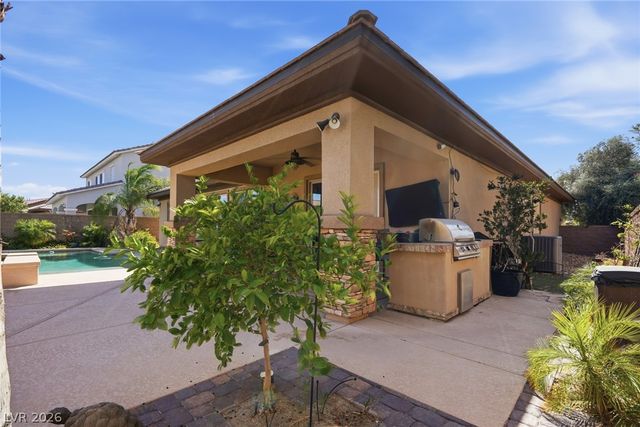 7324 Bugler Swan Way, North Las Vegas, NV 89084