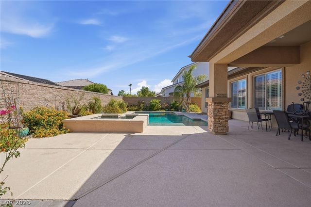 7324 Bugler Swan Way, North Las Vegas, NV 89084