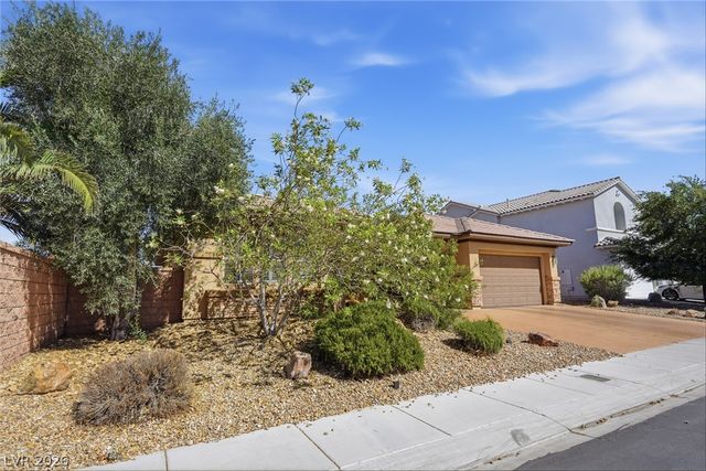 7324 Bugler Swan Way, North Las Vegas, NV 89084